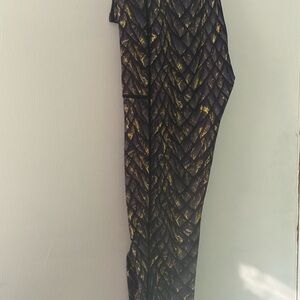 Constantly Varied Gear Black and Gold Leggings